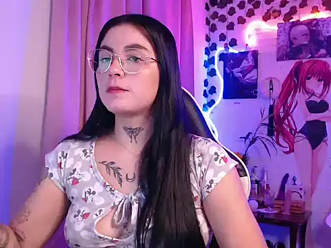 Snapshot of JanineRae chatting on February 28, 2026, 9:47 pm JanineRae online show from February 28, 2026, 9:47 pm