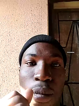 Breezyvikky online show from August 9, 2026, 12:22 pm