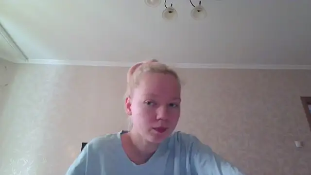 Snapshot of BabyyDolll_ chatting on February 15, 2026, 10:52 pm BabyyDolll online show from February 15, 2026, 10:52 pm