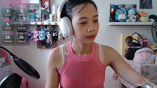 GloryKulikowski online show from March 26, 2026, 2:10 am