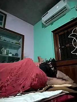 Ladycross online show from February 18, 2026, 6:04 pm