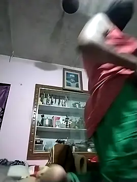 Ladycross online show from February 23, 2026, 6:19 pm