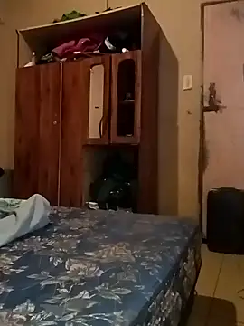 madgirl25 online show from February 27, 2026, 2:34 am