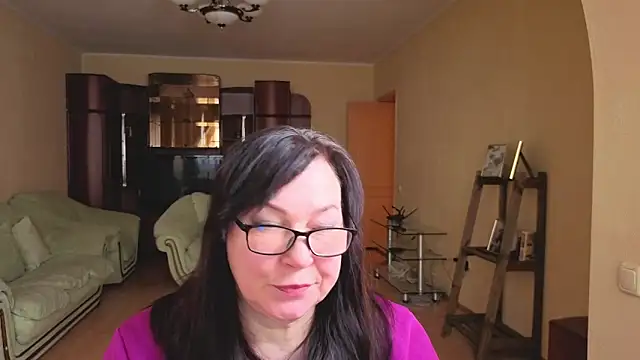 Tori Twirl online show from February 12, 2026, 10:15 am