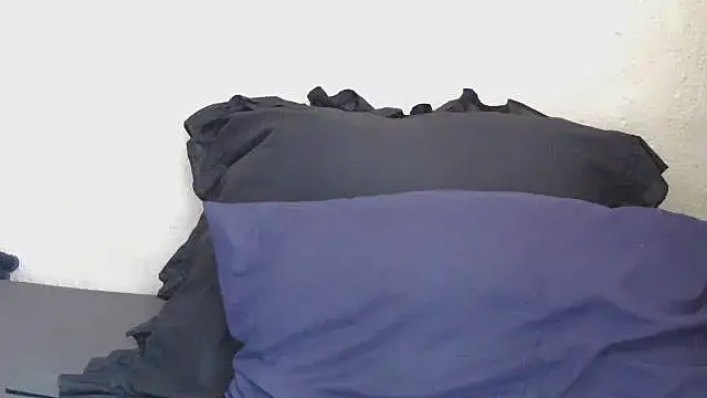 Snapshot of YumPeaches chatting on February 27, 2026, 10:04 am YumPeaches online show from February 27, 2026, 10:04 am