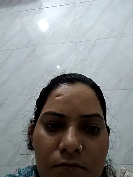 Snapshot of Anushka_Singh0 chatting on June 17, 2026, 4:50 pm Anushka Singh0 online show from June 17, 2026, 4:50 pm