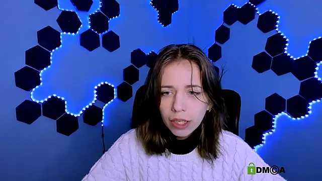 Snapshot of cleo_cool chatting on February 19, 2026, 10:01 am cleo cool online show from February 19, 2026, 10:01 am