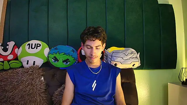 skinny jean  online show from March 7, 2026, 2:22 pm