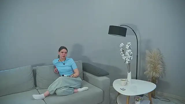 Snapshot of AricaOhashi chatting on February 19, 2026, 8:11 am AricaOhashi online show from February 19, 2026, 8:11 am