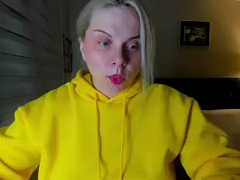 Snapshot of i_love_iva chatting on February 27, 2026, 2:39 pm i love iva online show from February 27, 2026, 2:39 pm