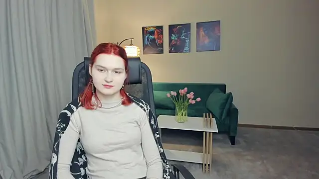 LinaMalech online show from February 15, 2026, 1:54 pm