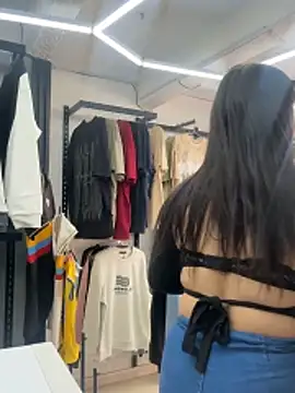 Miss Bella Flame online show from April 24, 2026, 6:54 pm