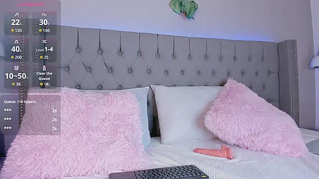 angelina honey  online show from March 27, 2026, 8:26 am