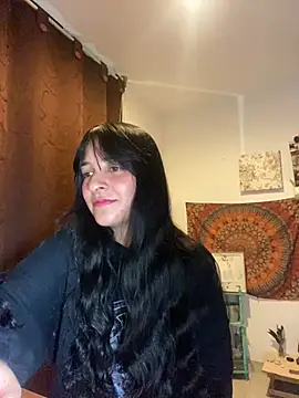 Snapshot of Abril_Thompson221 chatting on June 13, 2026, 11:35 pm Abril Thompson221 online show from June 13, 2026, 11:35 pm