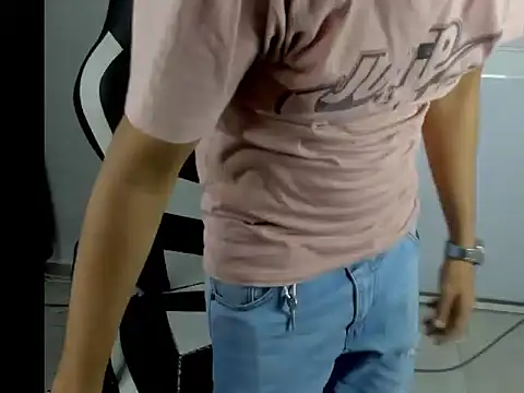 Snapshot of badboy_master chatting on February 28, 2026, 3:17 am badboy master online show from February 28, 2026, 3:17 am