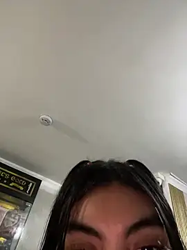 eimmy  skinny online show from May 14, 2026, 11:13 pm