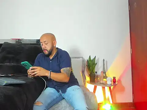 King bear 25 online show from March 7, 2026, 3:35 am