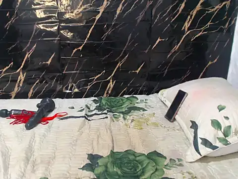 Snapshot of MaturePrettyLady01 chatting on February 14, 2026, 9:59 pm MaturePrettyLady01 online show from February 14, 2026, 9:59 pm