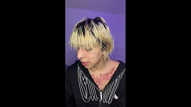 prince oliverr online show from April 4, 2026, 2:18 am