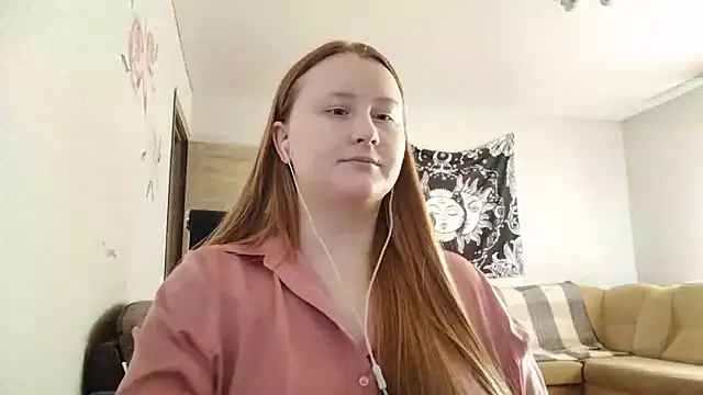 AnikaLipps online show from March 31, 2026, 2:41 pm