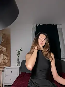 KiraVixenSweet online show from March 6, 2026, 9:54 pm
