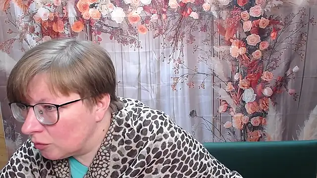 RadaChudna online show from April 15, 2026, 5:13 am