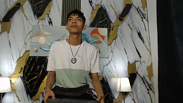 KITTY BOSH online show from March 4, 2026, 1:30 pm