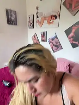 violet-grey online show from June 3, 2026, 2:33 pm