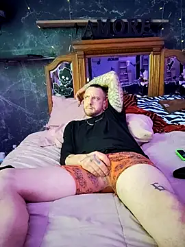 RazedbyVillans online show from February 16, 2026, 11:53 am