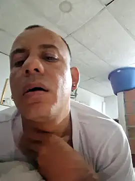 Snapshot of VictorAlvarez2026 chatting on February 24, 2026, 4:35 am VictorAlvarez2026 online show from February 24, 2026, 4:35 am