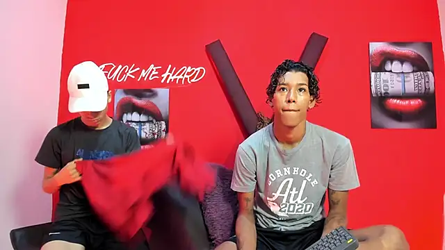 Snapshot of GREEN_BOYS chatting on February 18, 2026, 7:28 am GREEN BOYS online show from February 18, 2026, 7:28 am