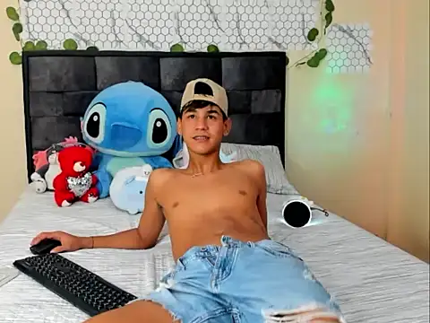 Snapshot of Stiben_coll12 chatting on February 26, 2026, 6:35 am Stiben coll12 online show from February 26, 2026, 6:35 am