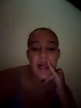 Snapshot of mykasantos20 chatting on February 28, 2026, 12:54 am mykasantos20 online show from February 28, 2026, 12:54 am