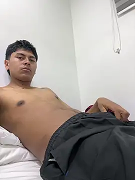 Snapshot of Miguel_960 chatting on February 20, 2026, 8:00 pm Miguel 960 online show from February 20, 2026, 8:00 pm