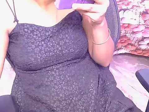 Snapshot of its-taniya chatting on July 16, 2026, 4:31 am its-taniya online show from July 16, 2026, 4:31 am