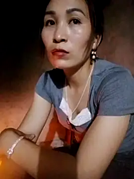 Thobaby112 online show from April 3, 2026, 10:43 am