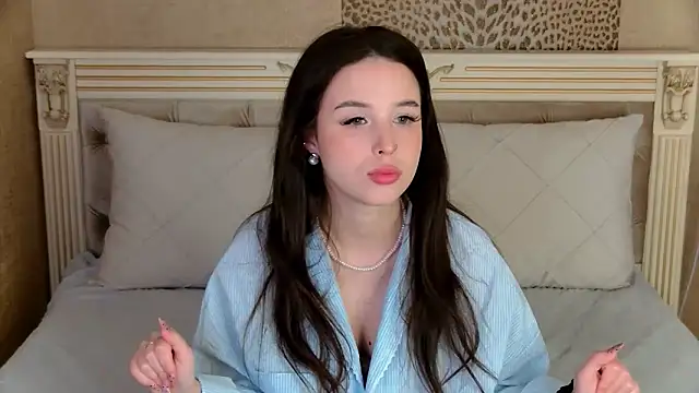 LanaLedger online show from May 9, 2026, 3:04 pm