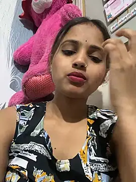 Snapshot of samayra1144 chatting on May 4, 2026, 4:10 pm samayra1144 online show from May 4, 2026, 4:10 pm
