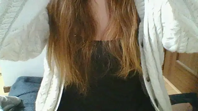 emcchi67 online show from February 27, 2026, 1:06 am