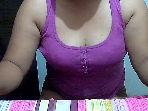 Snapshot of AsianTemptxxx chatting on February 15, 2026, 1:32 pm AsianTemptxxx online show from February 15, 2026, 1:32 pm