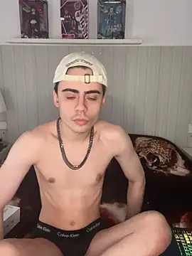 YourFavouriteTwink online show from February 27, 2026, 1:44 pm