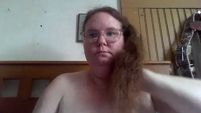 Snapshot of naughty_queen1 chatting on May 7, 2026, 7:06 pm naughty queen1 online show from May 7, 2026, 7:06 pm