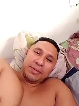 deiner13 online show from February 15, 2026, 9:47 pm