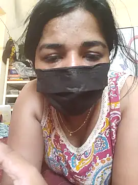 Snapshot of Tamil_Luckly_girl chatting on April 15, 2026, 7:36 am Tamil Luckly girl online show from April 15, 2026, 7:36 am