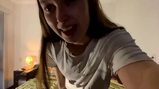 Snapshot of LoryMusetti chatting on February 16, 2026, 12:04 pm LoryMusetti online show from February 16, 2026, 12:04 pm