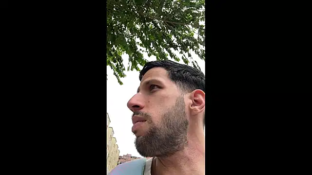 Karim mansur online show from April 11, 2026, 3:49 pm