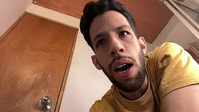 Karim mansur online show from April 8, 2026, 5:03 pm