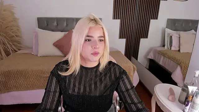 Snapshot of BarbieHannaB_ chatting on February 19, 2026, 7:00 pm BarbieHannaB online show from February 19, 2026, 7:00 pm