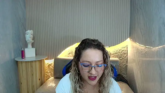 Snapshot of Rubia_encantada_r chatting on February 20, 2026, 8:22 pm Rubia encantada r online show from February 20, 2026, 8:22 pm