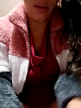 kiki milu online show from April 3, 2026, 8:59 pm